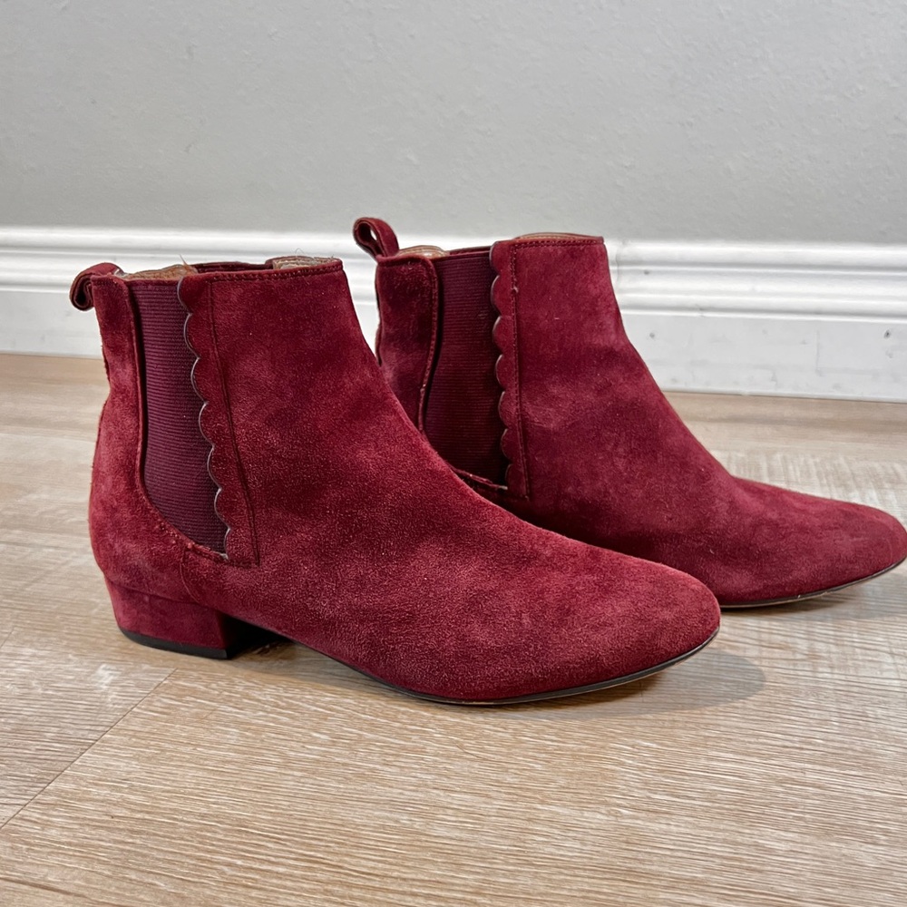 BANANA REPUBLIC Red Suede Ankle Boots